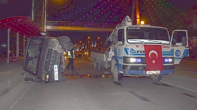 2 Ayrı Trafik Kazasında 5 Kişi Yaralandı