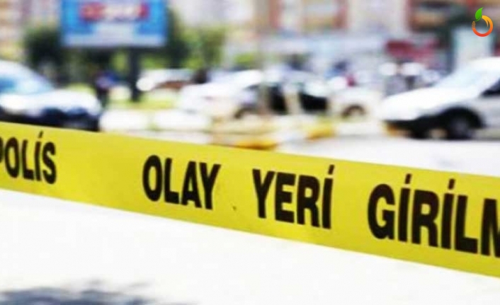 Malatya'da Öfkeli Baba Kızını Rahatsız Eden Adamın Aracına Kuşun Yağdırdı