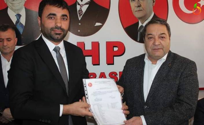 MHP'nin Töreninde Gözler Avşar'ı Aradı
