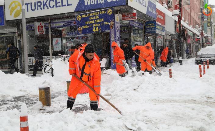 Battalgazi Belediyesi Kar Mücadelesinde Tam Not Aldı