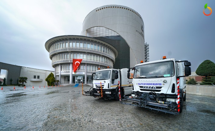 Büyükşehir araç parkını güçlendirdi