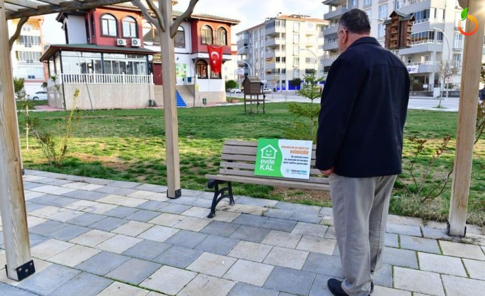 'Evde Kal-Oturulacak En Güzel Yer Evimizdir’ uyarısı