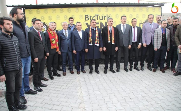 Siyasilerden Yeni Malatyaspor'a Destek Ziyareti