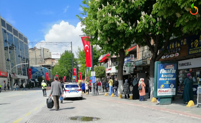 Malatyalılar Yasak Dönüşü Kendilerini Yollara Attı