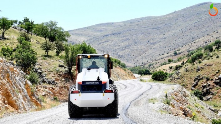 Kadiruşağı Mahalle Yolu Asfaltlanıyor