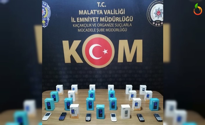 Malatya'da gümrük kaçağı cep telefonu ele geçirildi