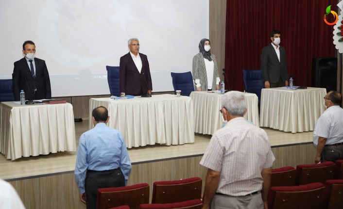 Başkan Güder, meclis üyelerine dönüşüm hakkında bilgi verdi