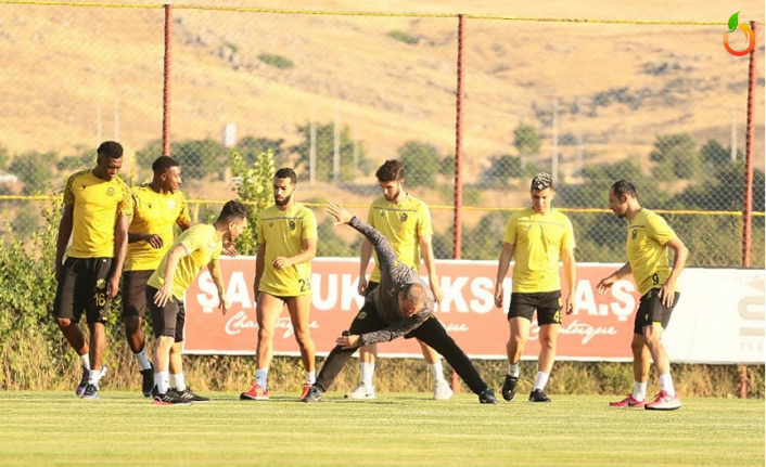 YMS'de Hedef Sivasspor Maçından  3 Puanla Ayrılmak