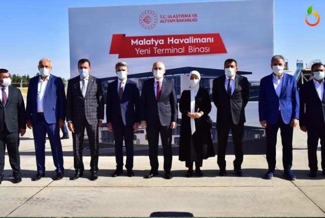 Ulaştırma ve Altyapı Bakanı Karaismailoğlu Malatya’da 