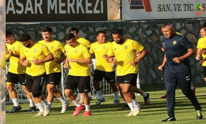 Yeni Malatyaspor'da 9 Futbolcu Takıma Katıldı