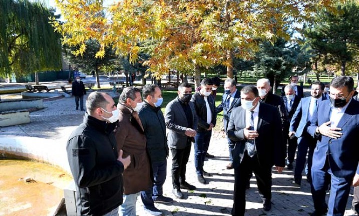 Başkan Gürkan Sümer Park Esnaflarıyla Bir Araya Geldi