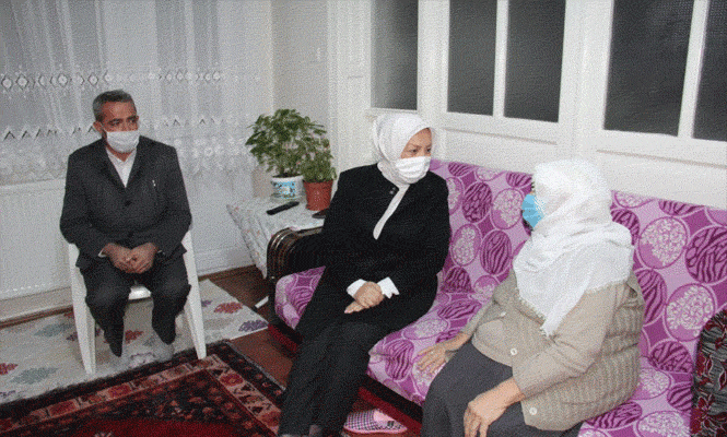 Çalık, Ahmet Kekeç’in  annesine taziye ziyaretinde bulundu