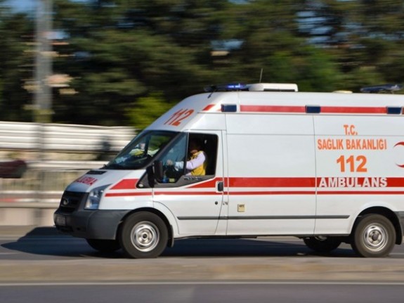 Yoldan Geçerken Bacağından Vuruldu