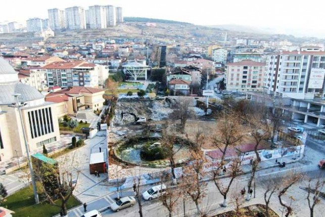 Ağbaba, 'Kernek’i beton yığınına çevirdiler'