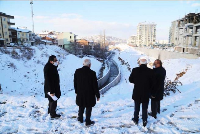 Başkan Güder İle Müdür Karataş Derme Deresini İnceledi