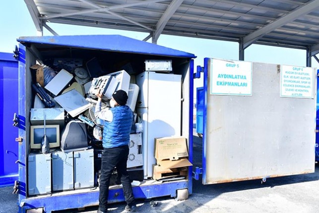 3.244 Kg. Atık Elektrik ve Elektronik Eşya Toplandı