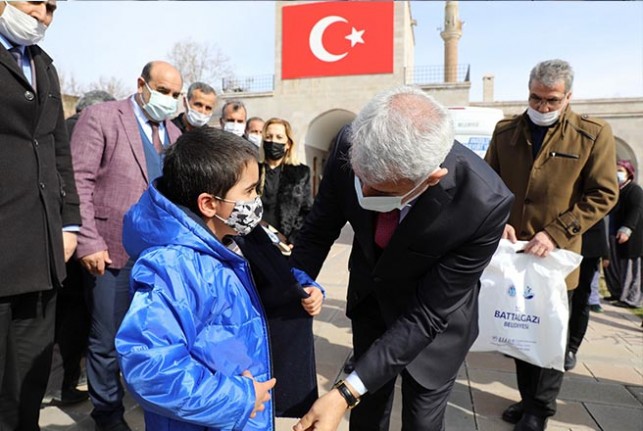 Battalgazi’de Gönül Belediyeciliği İle Gönüller Fethediliyor