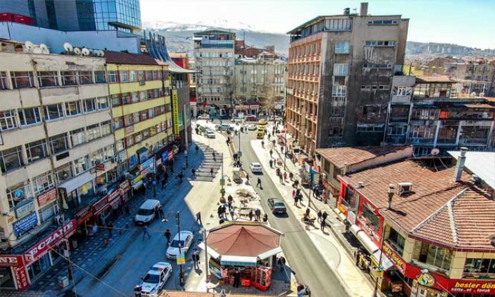 Akpınar Meydanı Yeniden Düzenlendi