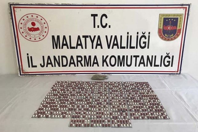 Jandarma'dan Paşaköşkü Mahallesine uyuşturucu operasyonu