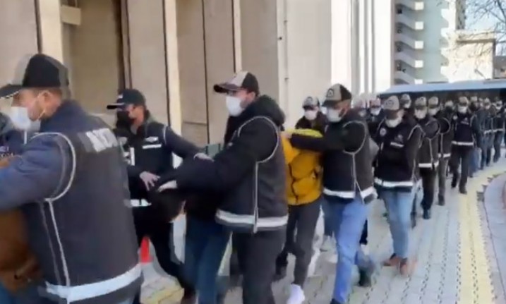 Malatya'da Suç Çetesi Operasyonu: 13 Tutuklama
