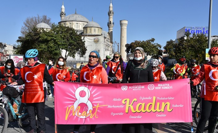 Malatya Kent Konseyi Kadınlar Meclisinden 8 Mart Kadınlar Günü Etkinliği