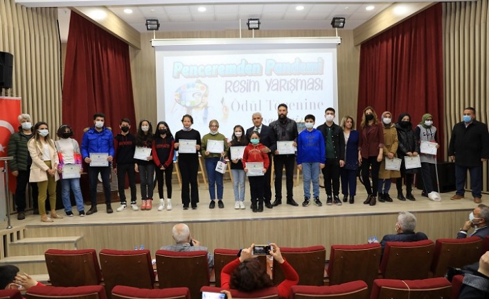 'Penceremden Pandemi' Resim Yarışması’nın Ödülleri Sahiplerini Buldu