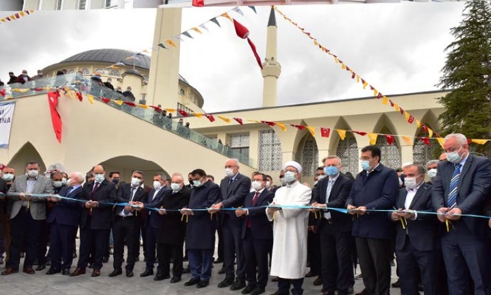 Erbaş, Malatya'da İlahiyat Camisi ve Kütüphanesi'ni Açtı