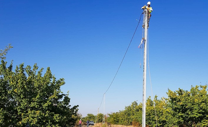 Fırat Edaş’tan Yeşilyurt’a 1 Milyon 863 Bin Tl’lik Yatırım