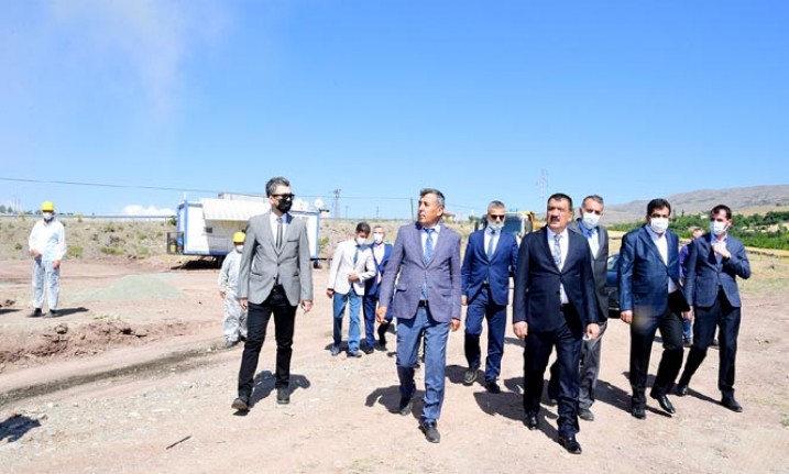 Başkan Gürkan,' Ekiplerimiz hizmet destanları yazıyor'