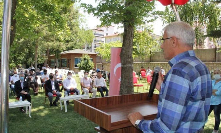 Gelincik Tepesi’nde 678 Konut Hak Sahiplerine Teslim Edildi