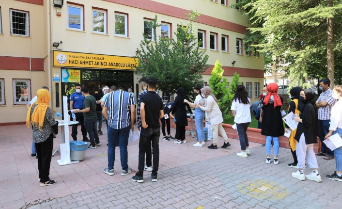Malatya'da TYT sınavı heyecanı yaşandı