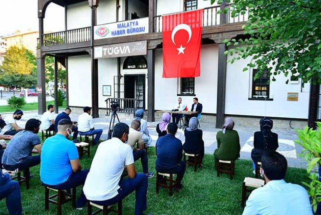 Başkan Çınar, Tügva Malatya Şubesinin Açık Hava Söyleşi Programına Katıldı