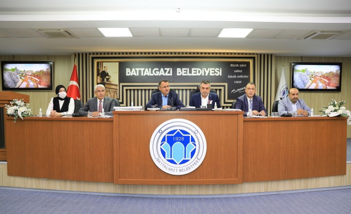 Başkan Güder: 'Battalgazi’mizi doğru ve planlı yatırımlar ile buluşturuyoruz'