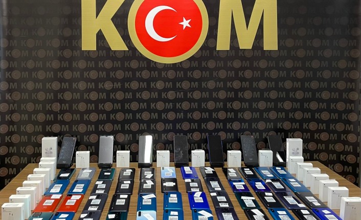 Malatya Emniyetinden Kaçak Cep Telefonu Operasyonu