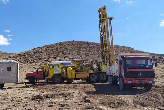 Merada Açılan Sondaj Kuyusunda Saniyede 1 Litre Su Bulundu