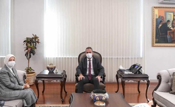 AK Partili Çalık’tan Milli Eğitim Bakanı Özer’e ziyaret