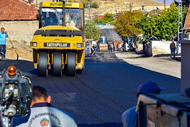 İhlas caddesinde asfalt çalışmaları tamamlandı