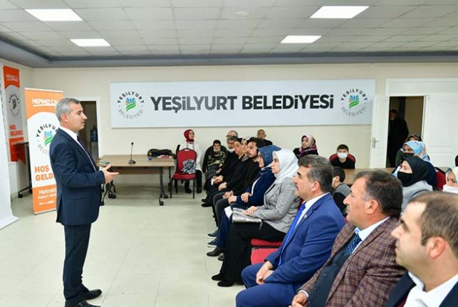 Başkan Çınar, Kiltepe Mahallesindeki Anadolu İrfanı Seminerine Katıldı
