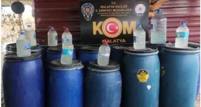Malatya'da 4 Bin Litre  Sahte Alkol Ele Geçirildi