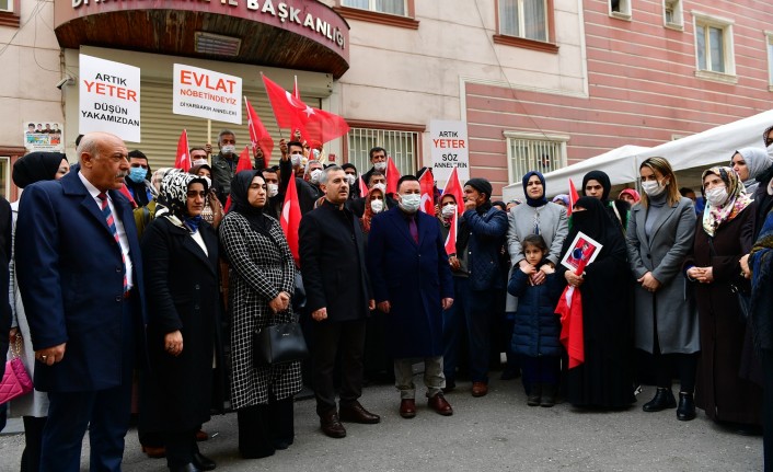 Diyarbakır Anneleri Asla Yalnız Değildir