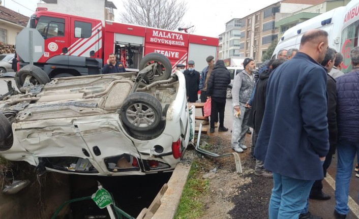 Malatya'da araç kanala düştü: 1 yaralı