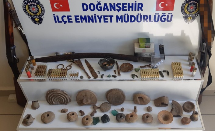 Malatya'da 64 parça tarihi eser ele geçirildi