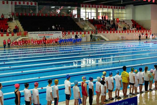 Yüzme İl Şampiyonasıyla Sportif Etkinliklerimize Hız Verdik