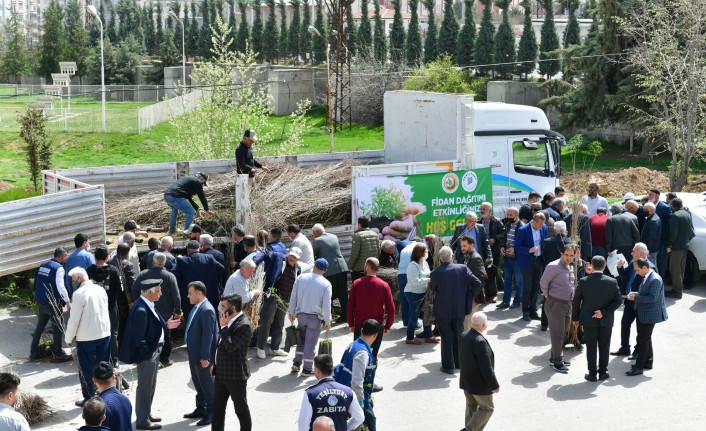 Yeşilyurt Belediyesi’nden tarıma ve çiftçilere büyük destek!