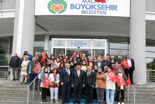 41 Öğrenci Milli Mücadele Kampı İçin Çanakkale’ye Uğurlandı