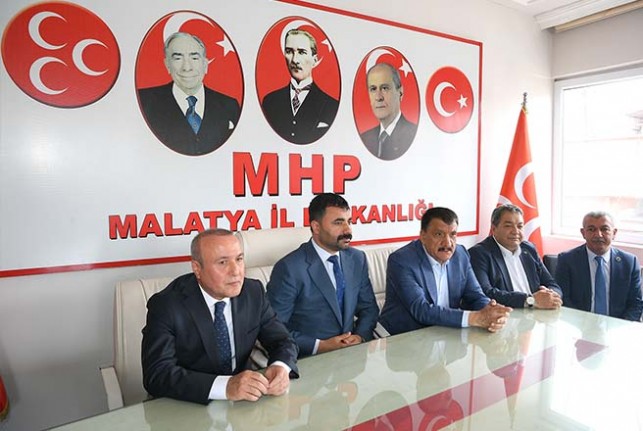 Başkan Gürkan, MHP İl Başkanlığını ziyaret etti