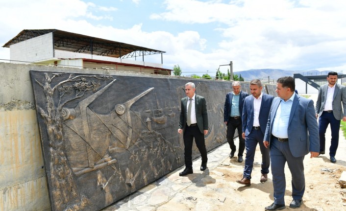 Başkan Çınar, Açık Hava Müzesini İnceledi