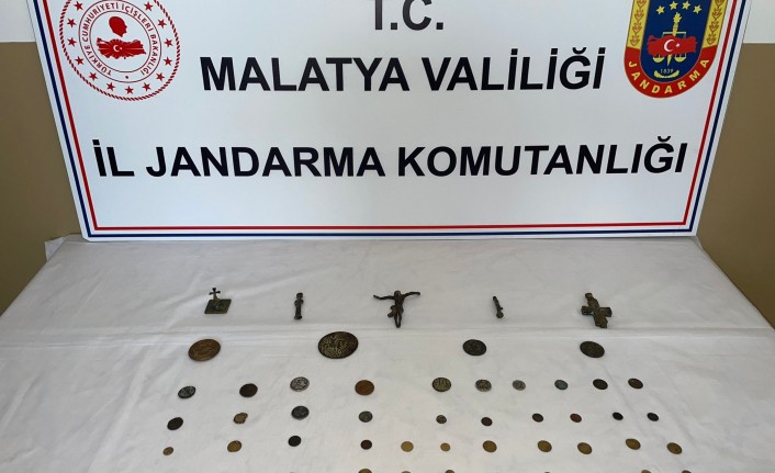 Malatya'da Çok Sayıda Tarihi Sikke Ele Geçirildi