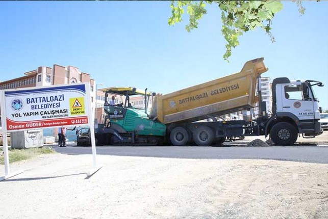 Battalgazi’deki Göz Kamaştıran Ulaşım Yatırımları Sürüyor