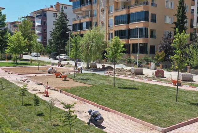 Parklarımızın Temiz ve Ferah Ortamı, İlçemizin Marka Değerini Artırıyor